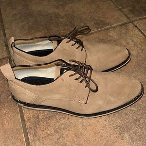 Madden by Steve Madden lace up dress shoes